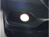 フォグランプ付きのお車になります。明るさがプラスされるので、夜道も雨天時も更に安心です。