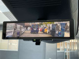 インテリジェントスマートルームミラー 後席の乗車時やお荷物などで後方確認ができない場合は後方確認専用カメラでくっきり!安心ですね!