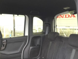 ホンダ独自の技術、センタータンクレイアウトにより、軽自動車とは思えない室内空間です。