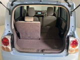 【ラゲッジルーム】後部座席を倒せば大きな荷物も積むことが出来ます!!大きなゴルフバックなどもつめます。
