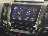 【左右独立エアコン&シート空調】いわゆるデュアルエアコンです。運転席と助手席で異なる温度を設定可能。フロントシートにはシートヒーター&ベンチレーションが搭載され、季節を選ばず快適なドライブが可能。