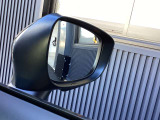 RCTA機能付BSM RCATは後退する時左右後方に接近した車両を検知して警告、BSMは後方から接近する車両の存在を知らせ、車線変更時の後方確認を支援するシステムです。