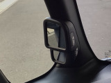 停車時や発進時、対向車とのすれ違いや路肩に寄せる時など、車両左側前方を確認するときに役立ちます♪