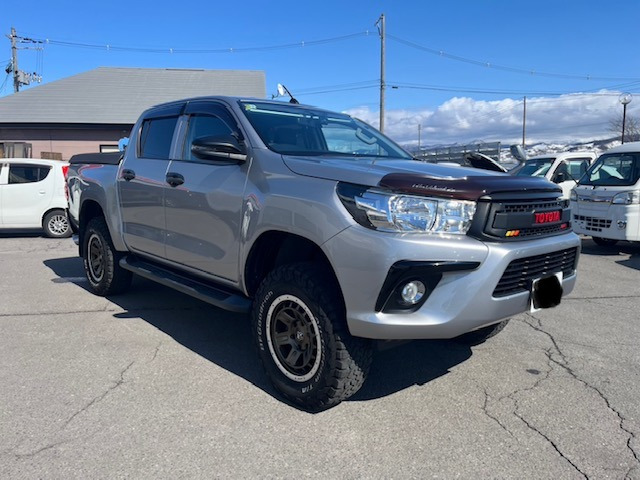 ハイラックス2.4 X ディーゼル 4WD