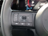 便利なステアリングスイッチ装備です。