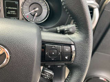 レーダークルーズコントロールアクセルペダルを踏まなくても、車間制御モードでは先行車の車速変更化に合わせた追従走行を行う。定速制御モードでは一定の車速走行