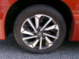 16インチアルミホイール!!格好良くてホイールがあなたの愛車をいっそう輝かせます☆