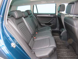 ISOFIX(イソフィックス)基準適合チャイルドシート固定装置!!安心楽々で対応チャイルドシートが取付できます。