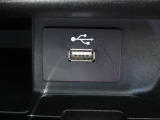 純正メモリーナビ(MM321D-L) CD・DVD再生  CD録音可 フルセグTV Bluetooth対応★携帯電話にダウンロードした音楽が車内でも楽しめます。ハンズフリー通話も可能です !