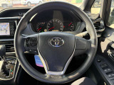 ステアリングも使用感が少なく、きれいな状態となっております!