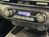 オートエアコン付きなので、温度を設定するだけで車内を快適にしてくれます!