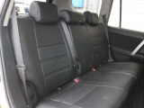 全席に新品ブラックシートカバー装着済みです!