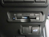 ETC車載器付きです。高速道路の料金所もスムーズに通過できます。