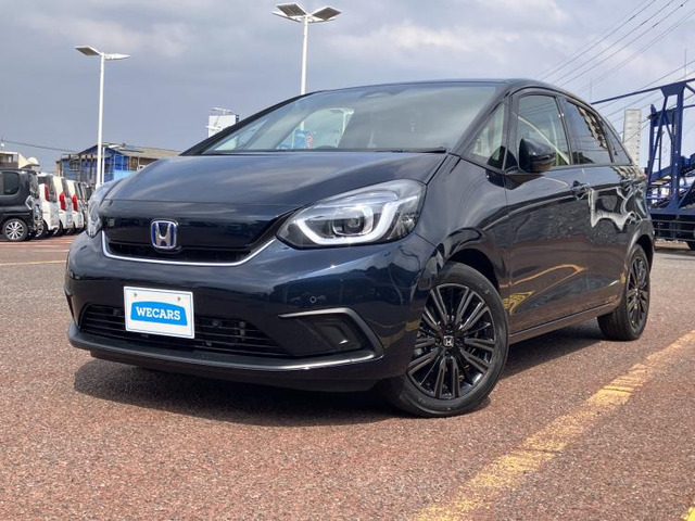 フィット  eHEVカーサ