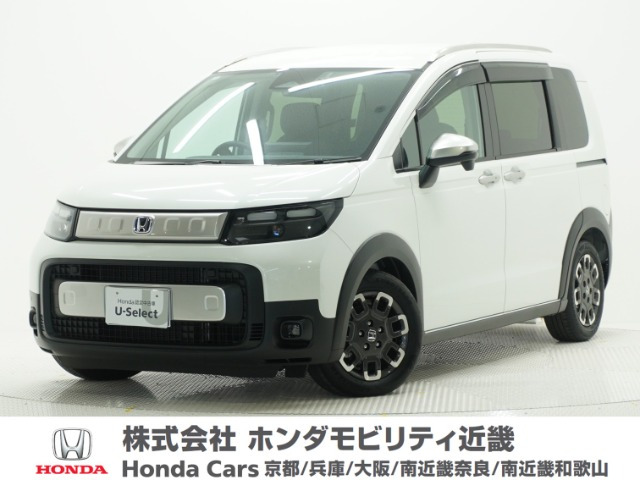 フリード 1.5 e:HEV クロスター 