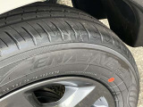 純正ホイールを装着しております。車両に関してのご質問は、スタッフまでお気軽にお問合せ下さい!TEL:0439-88-6662