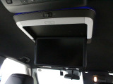 後席モニターが付いております!