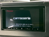 【ナビゲーション】目的地までしっかり案内してくれる使いやすいナビ。Bluetooth接続すればお持ちのスマホやMP3プレイヤーの音楽を再生可能!毎日の運転がさらに楽しくなります!!