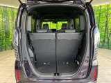 普段のお買い物や通勤、送迎等に十分な荷室スペースを確保しております。セカンドシートを倒すと、大きな荷物の積載も可能です♪