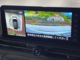 【アラウンドビューモニター】専用のカメラにより、上から見下ろしたような視点で360度クルマの周囲を確認することができます☆死角部分も確認しやすく、狭い場所での切り返しや駐車もスムーズに行えます。