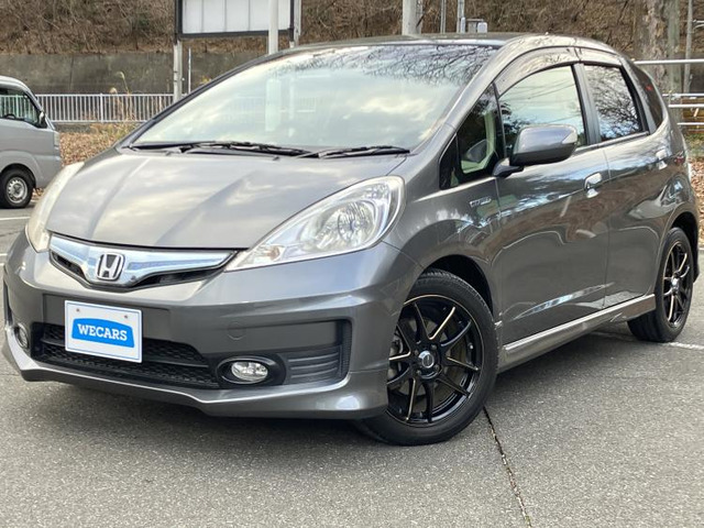 フィットハイブリッド1.5 RS