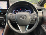 【純正革巻きステアリング】上質な革を使用することで、手にしっかり馴染みとても運転しやすいハンドルです♪