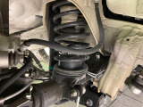 お車を安心してお乗りいただく為には、足回りの定期点検が欠かせません。サービスサポート(有償保証)では無料点検もご提供しており、安心のカーライフをお過ごしいただけるサポート体制が整っています。