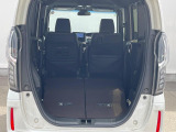 普段のお買い物や通勤、送迎等に十分な荷室スペースを確保しております。セカンドシートを倒すと、大きな荷物の積載も可能です♪