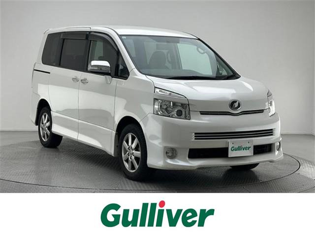 ヴォクシー2.0 ZS 煌II 4WD修復歴無し