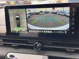 アラウンドビューモニターです!上空から貴方のお車をモニタニングしている様に車両の周りの安全確認が出来ます!