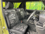 運転席シート廻りは使用感も少なく、良好な状態となっています。前オーナー様が丁寧に使っていたことがよくわかりますね。