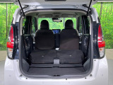 普段のお買い物や通勤、送迎等に十分な荷室スペースを確保しております。セカンドシートを倒すと、大きな荷物の積載も可能です♪
