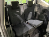 3列目シートはもちろん状態良好☆大人でもゆったりと座って頂けますので、大人数でのお出かけもラクラクです♪ご家族で、気の知れた仲間で、ドライブに行くのが楽しみですね♪