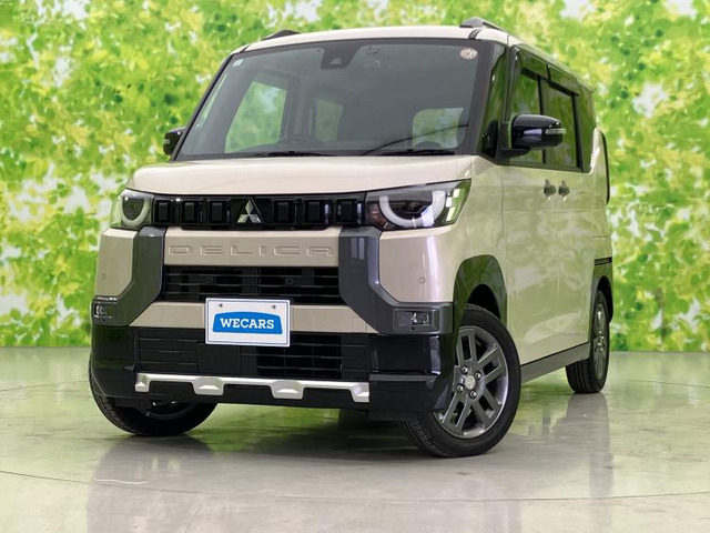 デリカミニ G プレミアム 4WD 