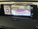 【360&deg;ビューモニター】専用のカメラにより、上から見下ろしたような視点で360度クルマの周囲を確認することができます☆死角部分も確認しやすく、狭い場所での切り返しや駐車もスムーズに行えます。