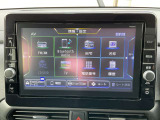 純正メモリーナビ(MM320D-L)付きです。CD/DVD再生、FM/AM、フルセグTV、SDカード、Bluetooth接続にも対応しておりますので、お出かけがさらに楽しくなりますよ♪