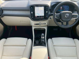 XC40 ウルトラ B4 AWD 4WD 