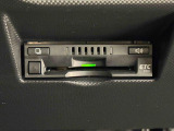 ETCカードを挿入することで高速道路を利用する際の支払いがキャッシュレスになったり、ETCスマートインターチェンジが利用できたり、とても便利なアイテムです!保証は修理保証のみとなります。