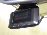 ドライブレコーダー装着車両です
