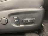 パワーシート搭載。微妙な調整が手軽にでき、ピッタリのポジションで運転することが可能です。