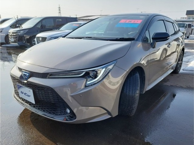 カローラツーリング 1.8 ハイブリッド W×B 50ミリオン エディション E-Four 4WD