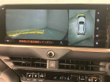 『バックモニター』を装備!駐車の際の、サポートツールとしてとっても便利!駐車が苦手な人、バックに自信がない人、だけでなく、皆さんに便利!でも、それだけに頼るのは危ないですね。
