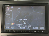 ナビゲーション付き。タッチパネル式で使いやすく、お出かけもラクラクです。
