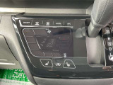 寒い日にあると嬉しいシートヒーター付きです。運転席だけではなく、助手席にも装備されているので、同乗される方も暖かくお過ごし頂けます。