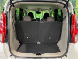 普段のお買い物や通勤、送迎等に十分な荷室スペースを確保しております。セカンドシートを倒すと、大きな荷物の積載も可能です♪