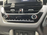 左右独立温度コントロールフルオートエアコンです。運転席、助手席それぞれで独立して温度設定ができます。冷え性の方が乗っても安心ですね♪