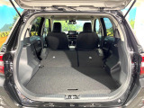 普段のお買い物や通勤、送迎等に十分な荷室スペースを確保しております。セカンドシートを倒すと、大きな荷物の積載も可能です♪