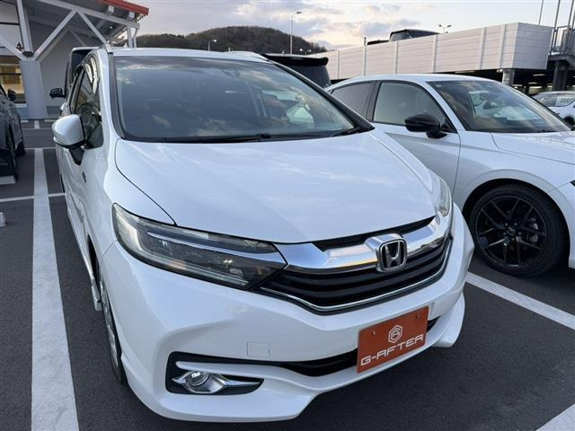 シャトル1.5 ハイブリッド Z スタイルエディション禁煙車 純正19インチナビ 純正16インチ