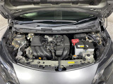 【エンジンルーム】エンジンの調子は良好です!ご納車前にはしっかりとオイル交換・その他油種類の点検補充をさせて頂きます。また、ガリバーでは修復歴のある車は販売いたしません。
