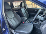スポーティーでかっこいい運転席♪視界が高く周りを見渡せます!